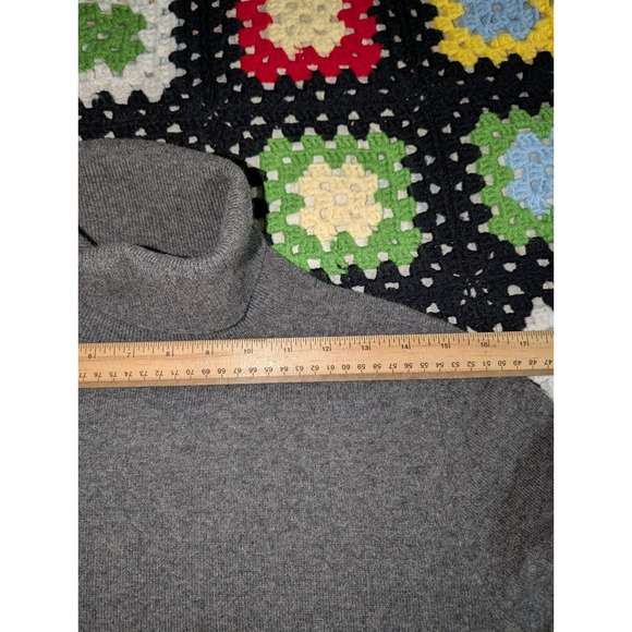 Saks Fifth Avenue Women's Cashmere Turtleneck Sweater Gray Size Large - Picture 5 of 7